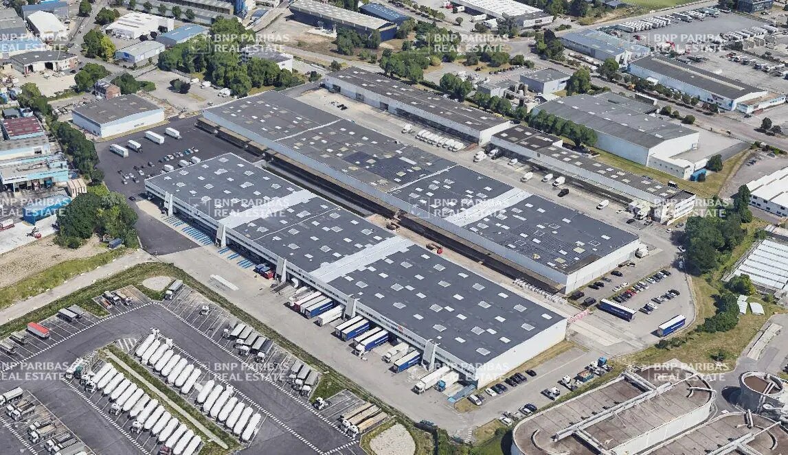 Office in Le Petit-Quevilly for lease Aerial- Image 1 of 24