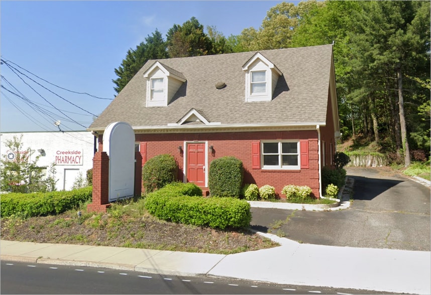 236 Atlanta Rd, Cumming, GA for lease - Building Photo - Image 1 of 19