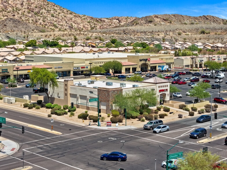 1304 E Chandler Blvd, Phoenix, AZ for lease - Building Photo - Image 2 of 9