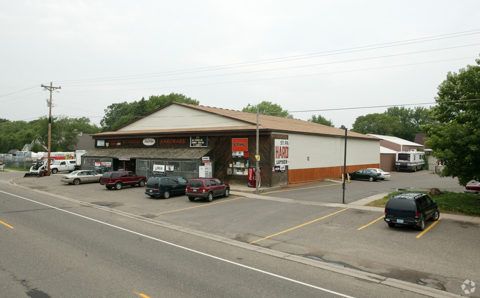 3645 NW Bridge St, Saint Francis, MN for sale - Building Photo - Image 2 of 8