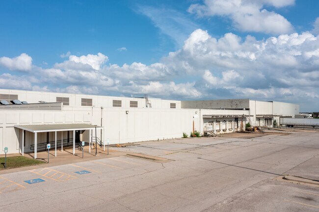 More details for 5400-5400 NW 5th St, Oklahoma City, OK - Industrial for Lease
