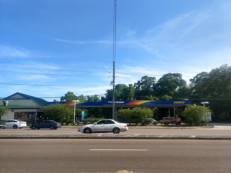 8275 103rd St, Jacksonville, FL à vendre - Photo du bâtiment - Image 3 de 18