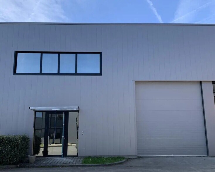 Flex in Toulouse for lease - Building Photo - Image 3 of 15