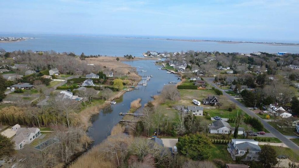 615 Montauk Hwy, East Quogue, NY for sale - Building Photo - Image 3 of 5