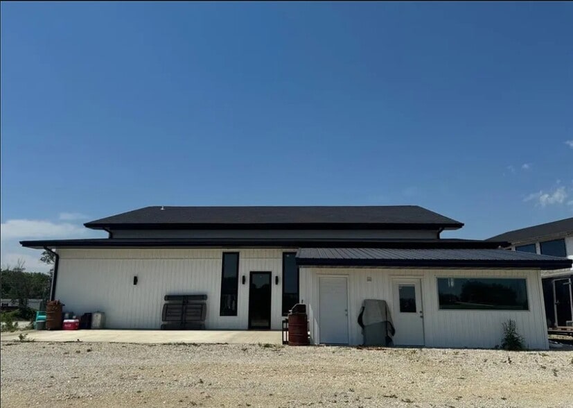 19199 Quarry Rd, Warrenton, MO for sale - Building Photo - Image 2 of 24