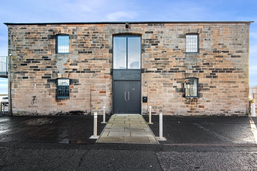 21 Lochinvar Dr, Edinburgh for sale - Building Photo - Image 2 of 4