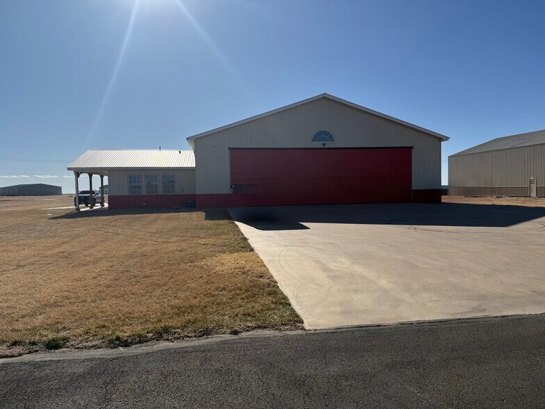 12880 Wandering Rd, Amarillo, TX à vendre - Photo principale - Image 1 de 11