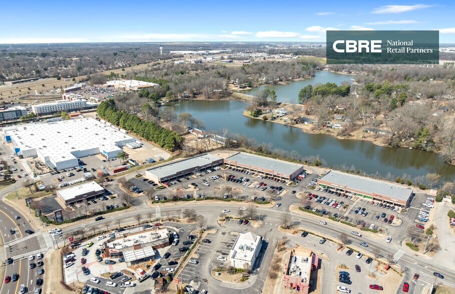 Camp Creek Center portefeuille de 3 propriétés à vendre sur LoopNet.ca - Photo du bâtiment - Image 2 de 22