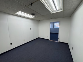 1215 Livingston Ave, North Brunswick, NJ for lease Interior Photo- Image 1 of 2