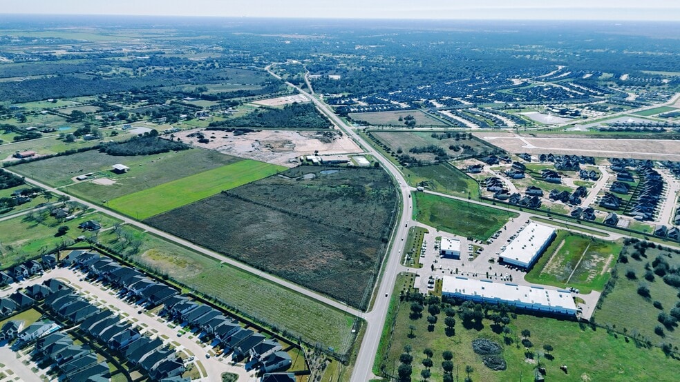 1 FM 359 at Rogers Rd, Fulshear, TX for sale - Building Photo - Image 2 of 4