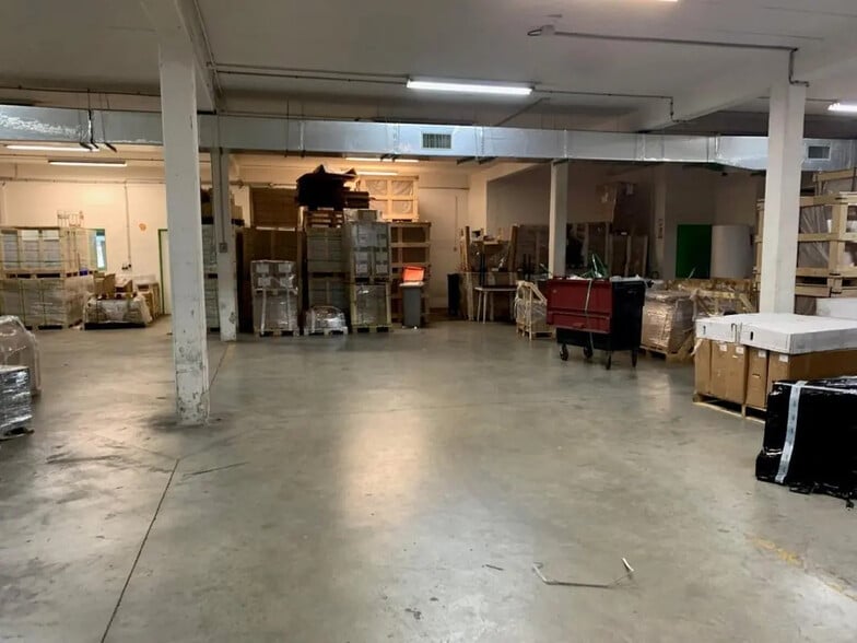 Local d'activités dans Mormant à vendre - Photo intérieure - Image 3 de 7