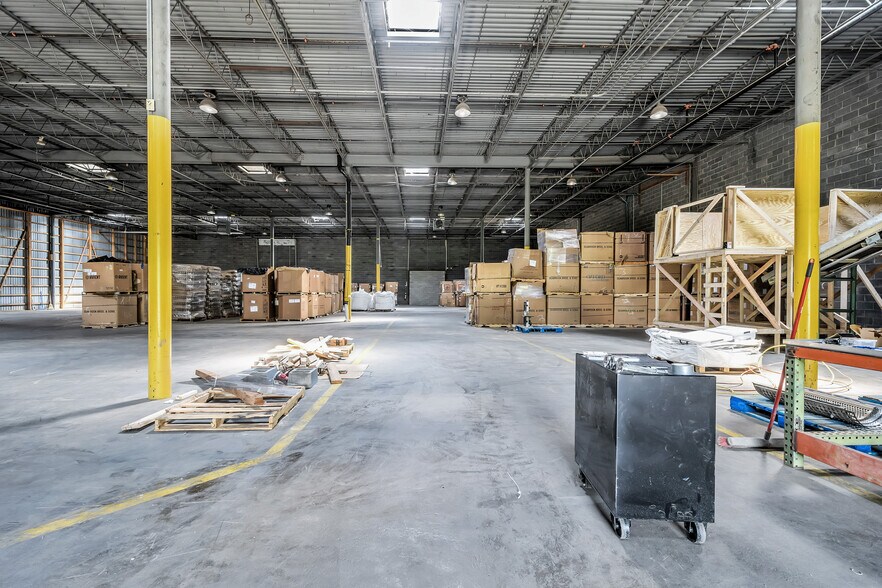 40 Poplar St, Scranton, PA à louer - Photo intérieure - Image 1 de 14