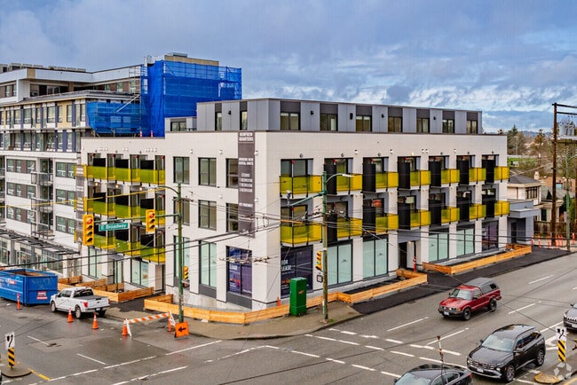 More details for 2525 Renfrew St, Vancouver, BC - Retail for Lease