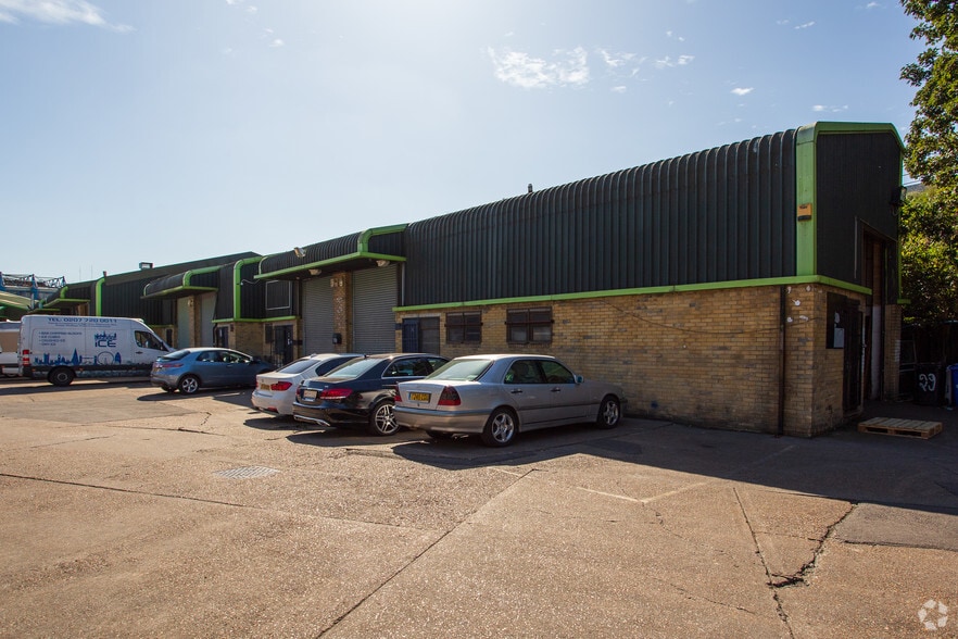 Bolina Rd, London for lease - Building Photo - Image 3 of 8