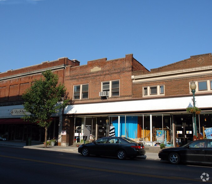 140-142 N Queen St, Martinsburg, WV for sale - Building Photo - Image 2 of 7