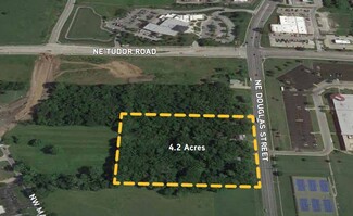 Plus de détails pour 840 & 900 NE Douglas St, Lees Summit, MO - Terrain à vendre