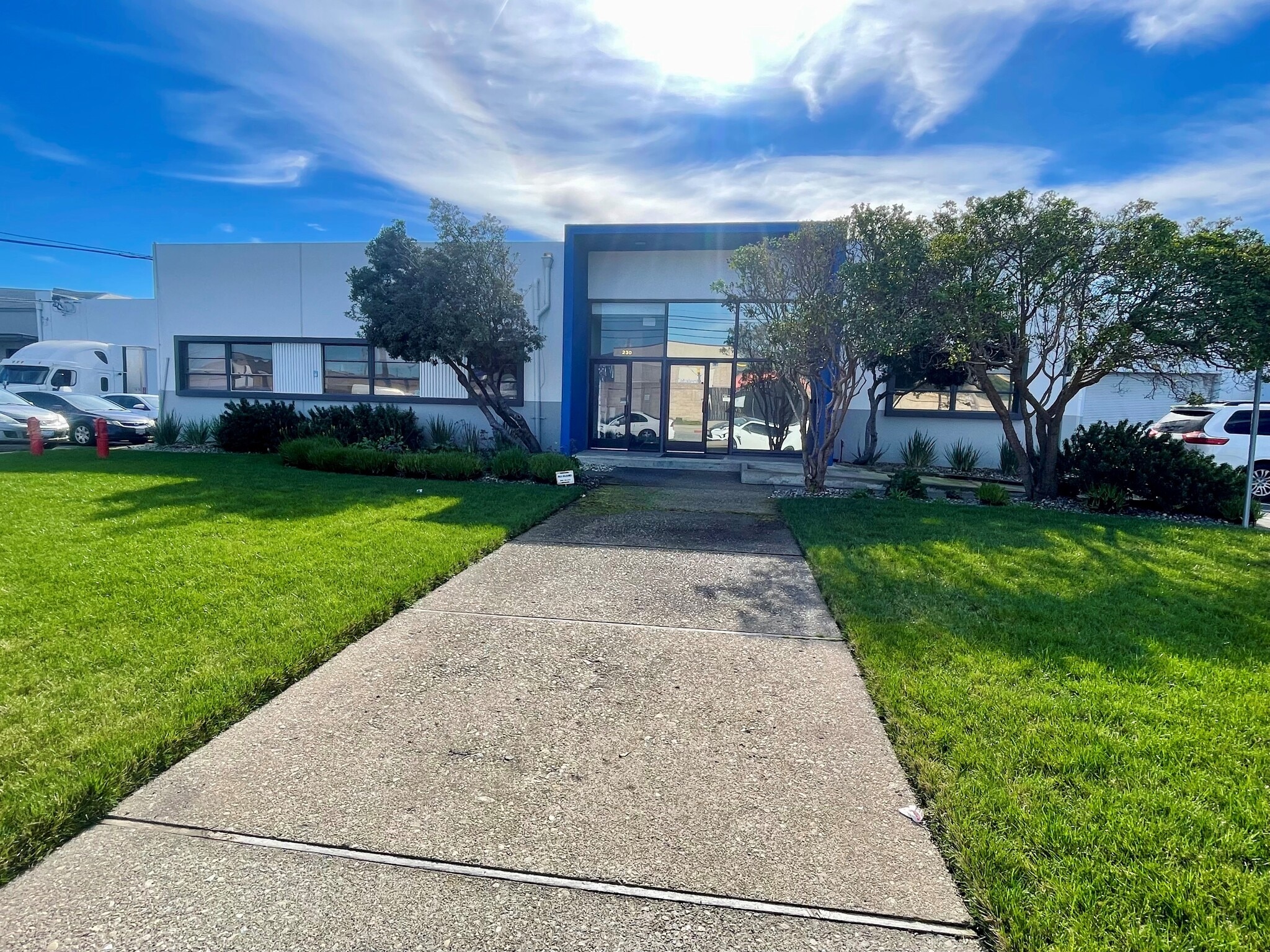 228-230 Shaw Rd, South San Francisco, CA for lease Primary Photo- Image 1 of 5