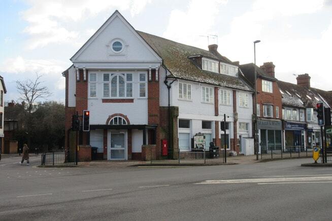 25 Old Woking Rd, West Byfleet for lease - Building Photo - Image 1 of 1