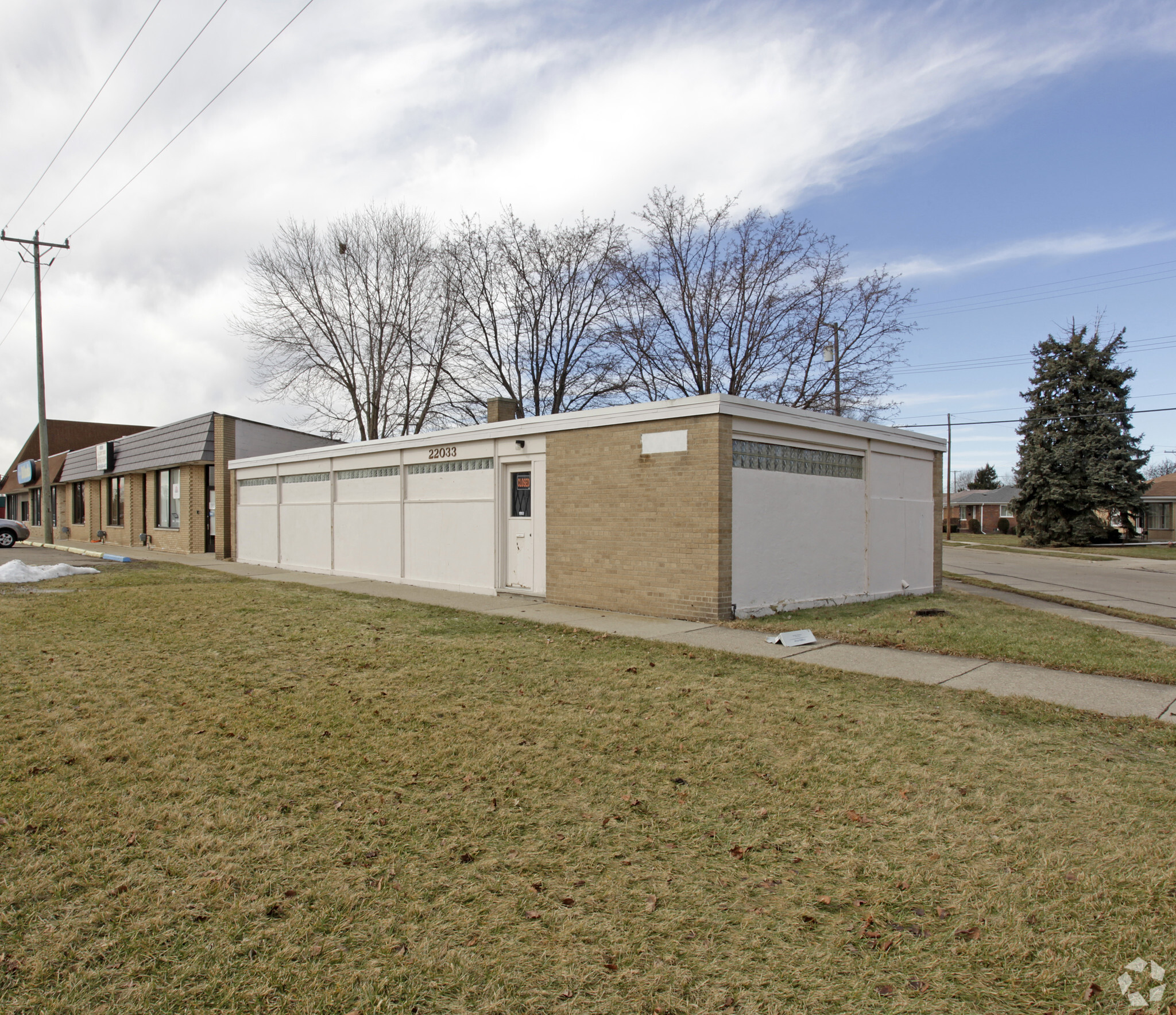 22033 Kelly Rd, Eastpointe, MI for sale Primary Photo- Image 1 of 1