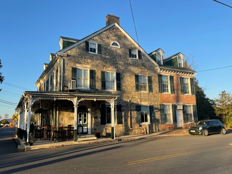 298 Old Bowers Rd, Mertztown, PA for sale - Building Photo - Image 2 of 45