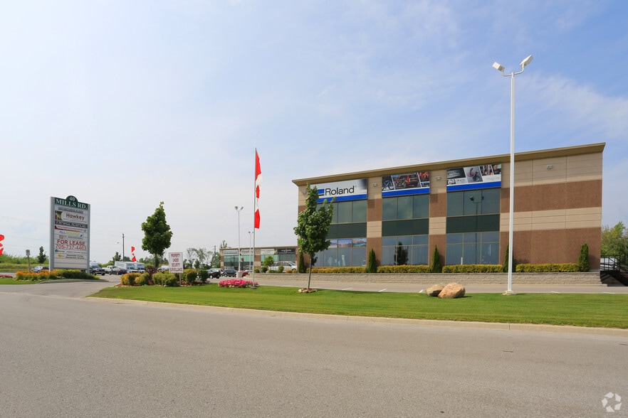 40 Mills Rd, Barrie, ON for lease - Building Photo - Image 3 of 9