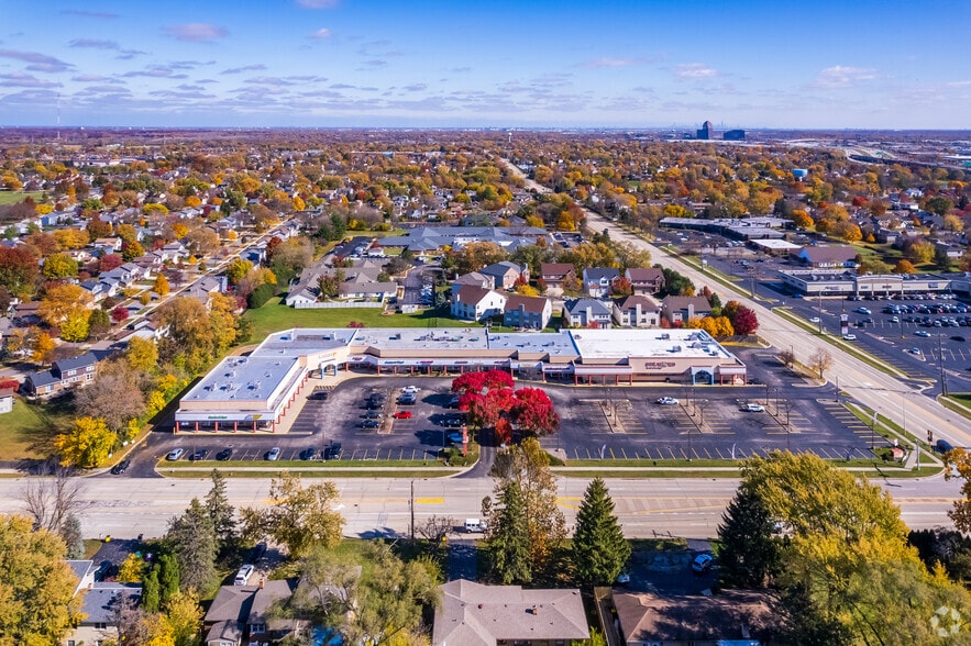 800-830 E Nerge Rd, Roselle, IL for lease - Aerial - Image 3 of 15