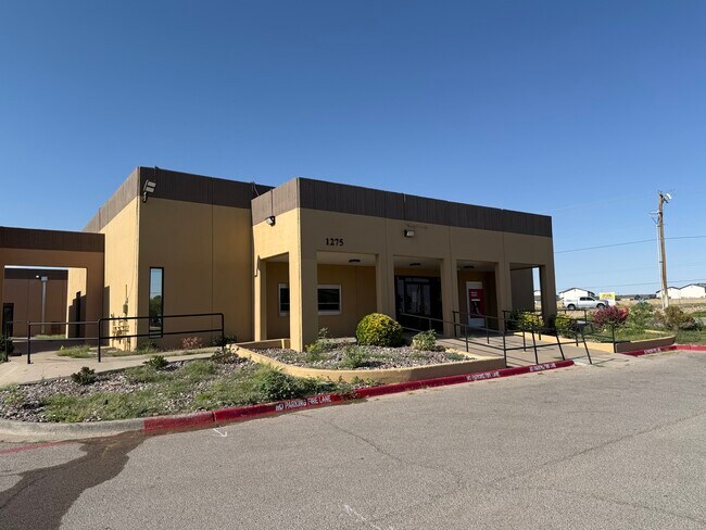 Plus de détails pour 1275 Country Club Rd, Santa Teresa, NM - Commerce de détail à louer