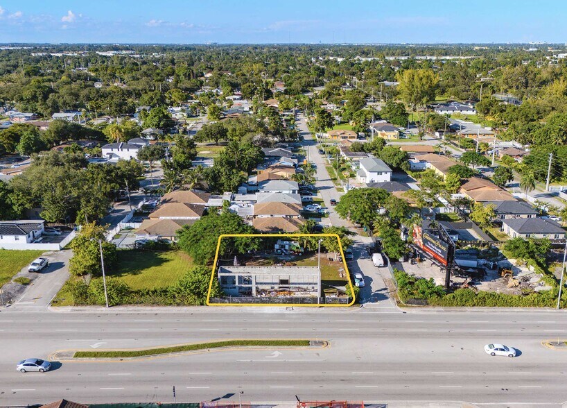 1441 NW 79th St, Miami, FL à vendre - Photo principale - Image 1 de 13
