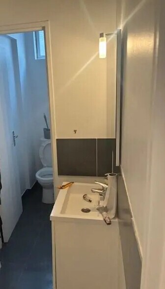 Bureau dans Neuilly-sur-Seine à louer - Photo intérieure - Image 3 de 3