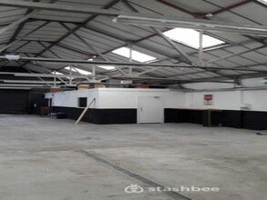 95 Haymerle Rd, Londres à louer Photo du bâtiment- Image 2 de 2