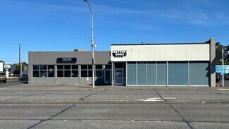 Plus de détails pour 946 Washington Way, Longview, WA - Commerce de détail à louer
