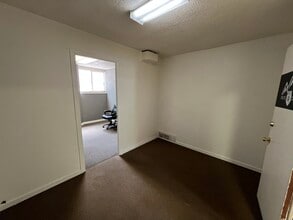 4100 W 38th Ave, Denver, CO for lease Interior Photo- Image 2 of 9