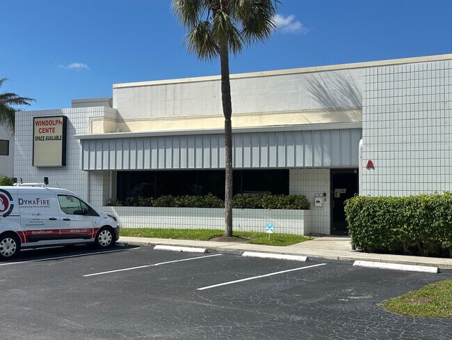 Plus de détails pour 1020 NW 6th St, Deerfield Beach, FL - Local d'activités, Industriel à louer