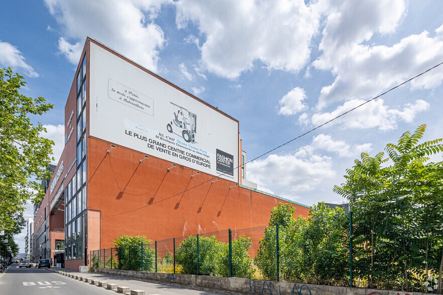 23 Rue Madeleine Vionnet, Aubervilliers for lease - Building Photo - Image 2 of 5