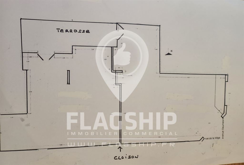 Retail in Paris for sale Floor Plan- Image 1 of 2