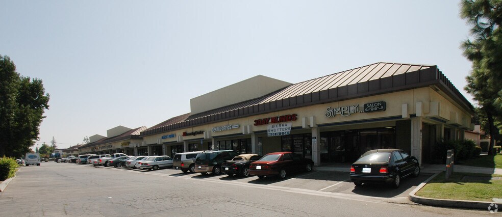 Ashe Rd, Bakersfield, CA à louer - Photo principale - Image 3 de 7