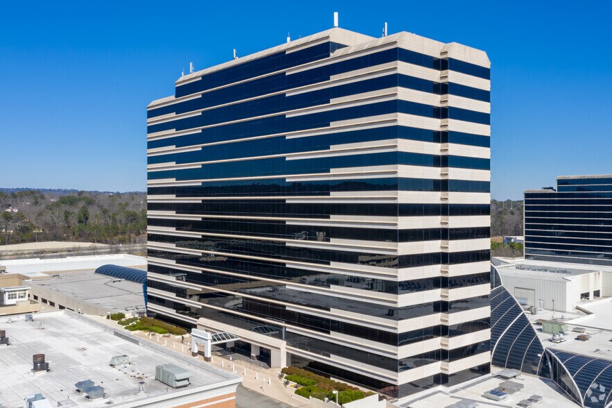 3000 Riverchase Galleria, Birmingham, AL à louer - Photo du bâtiment - Image 2 de 12