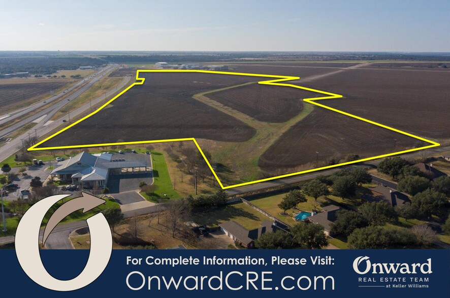 27300 W Highway 84, Mcgregor, TX à vendre - Photo du b timent - Image 2 de 39