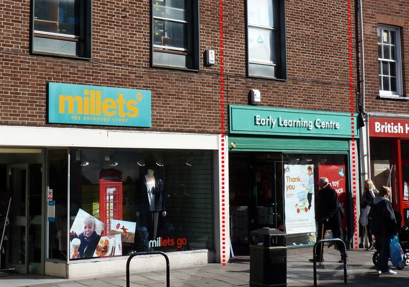 149-150 High St, Winchester à louer - Photo principale - Image 1 de 1