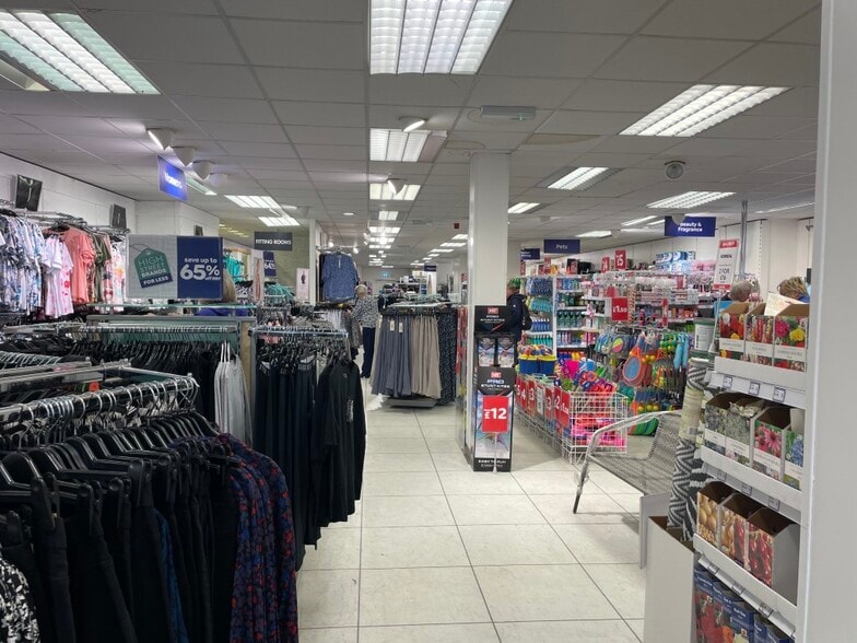 63 High St, Nairn for sale - Interior Photo - Image 2 of 5