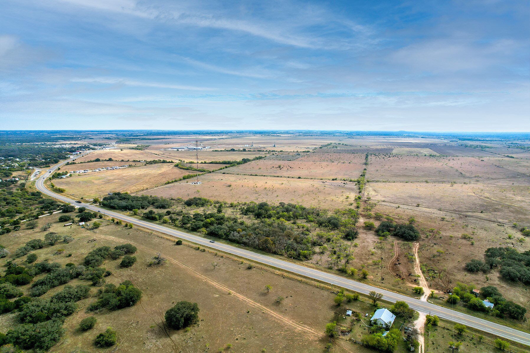 N Hwy 183, Briggs, TX à vendre Photo du bâtiment- Image 1 de 8