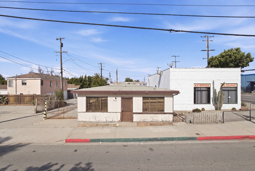 2581 California Ave, Signal Hill, CA for sale - Building Photo - Image 3 of 6
