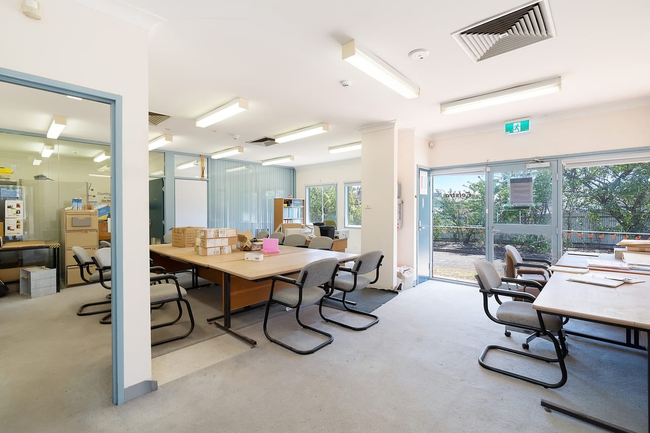 13 Acacia Ave, Leeton for lease Interior Photo- Image 1 of 8