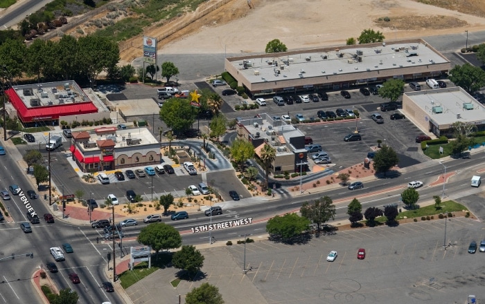 1525 W Avenue K, Lancaster, CA for sale - Building Photo - Image 3 of 4