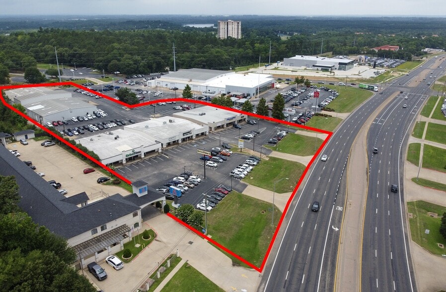 Pinnacle Plaza portefeuille de 4 propriétés à vendre sur LoopNet.ca - Photo du bâtiment - Image 3 de 14