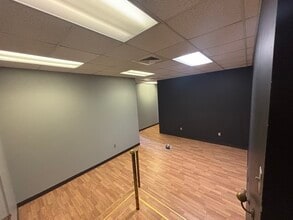 102-108 E Main St, Kingsport, TN à louer Photo intérieure- Image 1 de 6