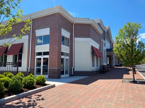 21 Ensign Dr, Avon, CT for lease Building Photo- Image 2 of 3