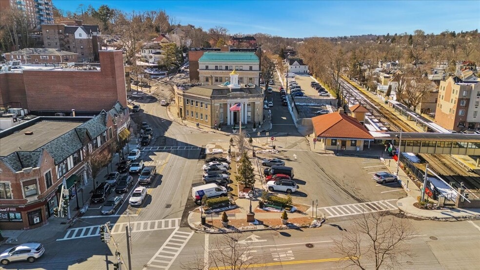 1 Generoso Pope Pl, Tuckahoe, NY for sale - Aerial - Image 2 of 31