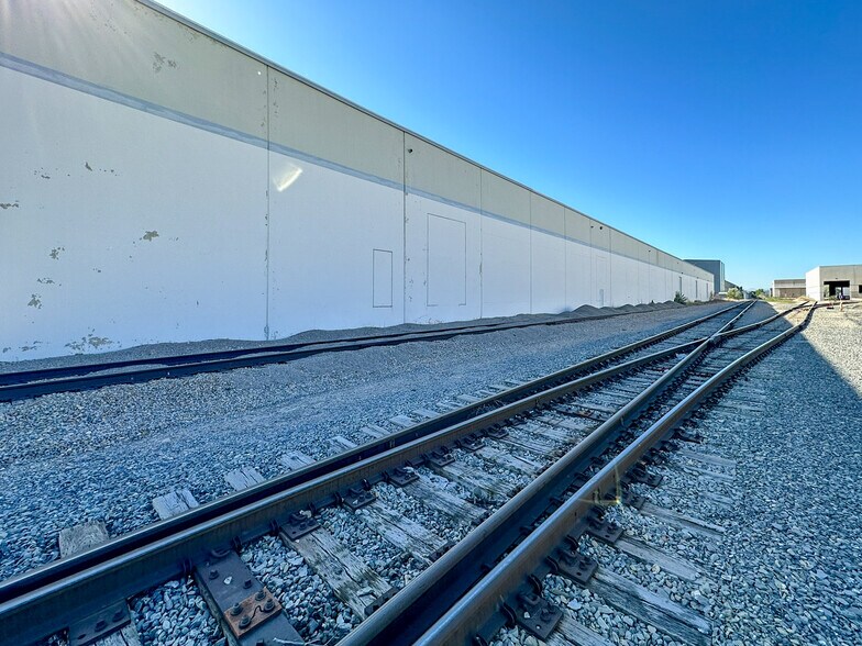 1736 S 4250 W, Salt Lake City, UT à louer - Photo du bâtiment - Image 3 de 23