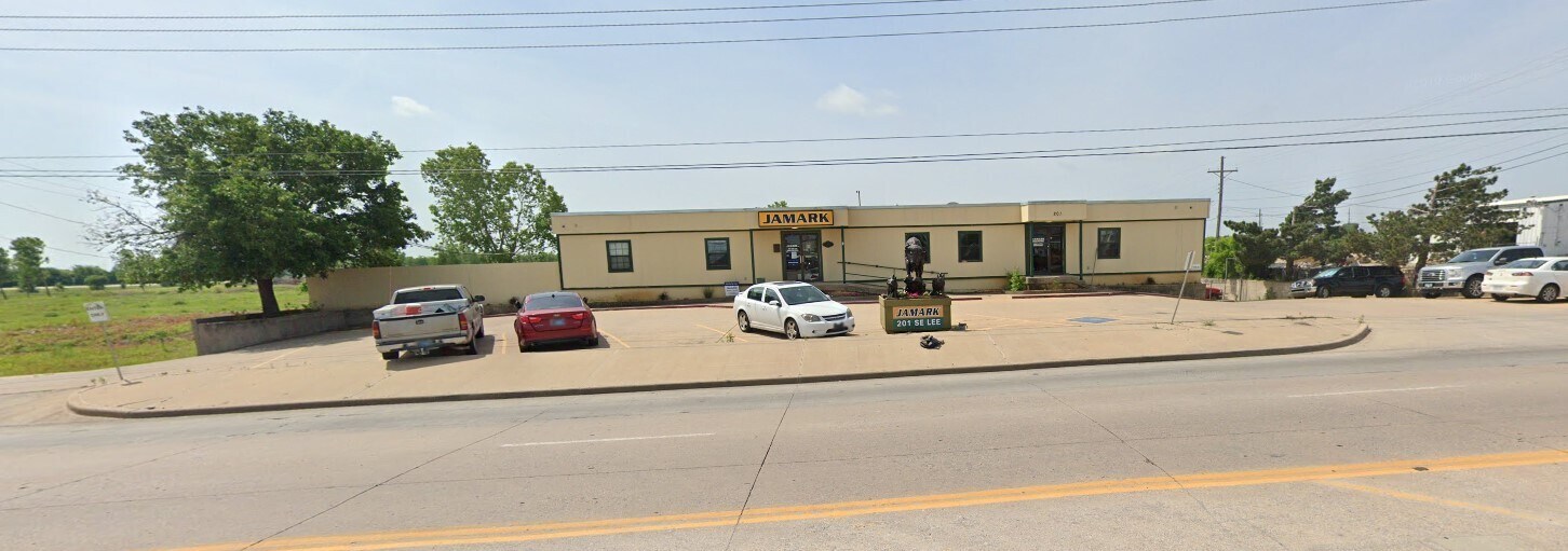 201 SE Lee Blvd, Lawton, OK for sale Building Photo- Image 1 of 10